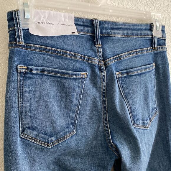 JUST BLACK DENIM Women’s Jeans with Diagonal Frayed Hem Size 28 NWT. Made in USA - Picture 4 of 8